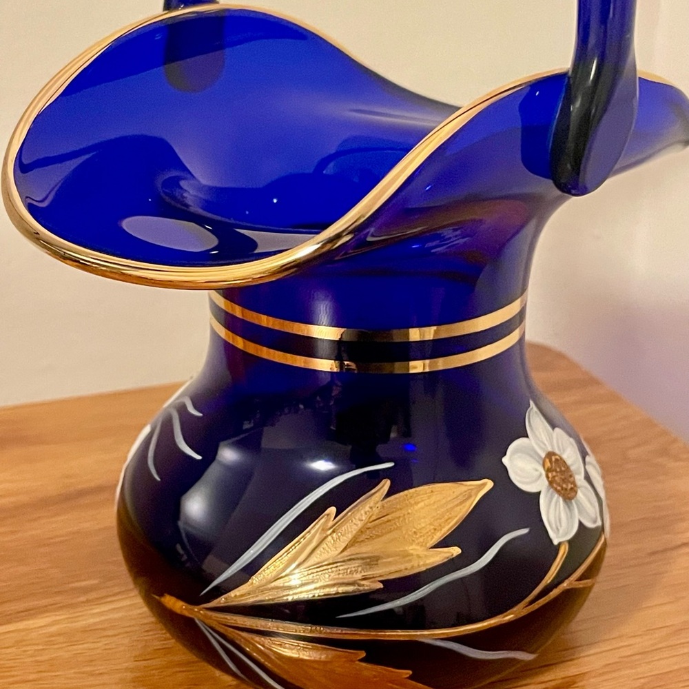 Luxurious Bohemia Crystal Cobalt Blue and Gold Floral Vase - Picture 3 of 7